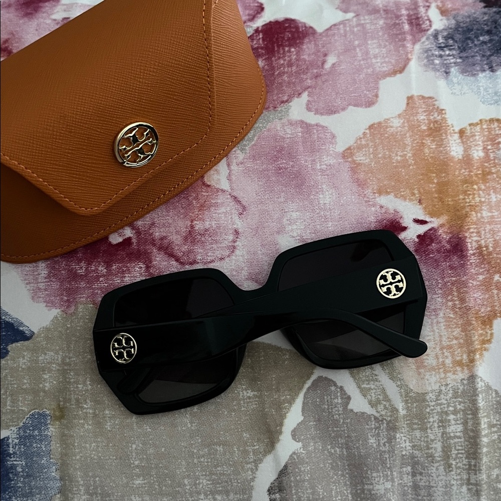 Tory Burch Miller Oversized Square Sunglasses
